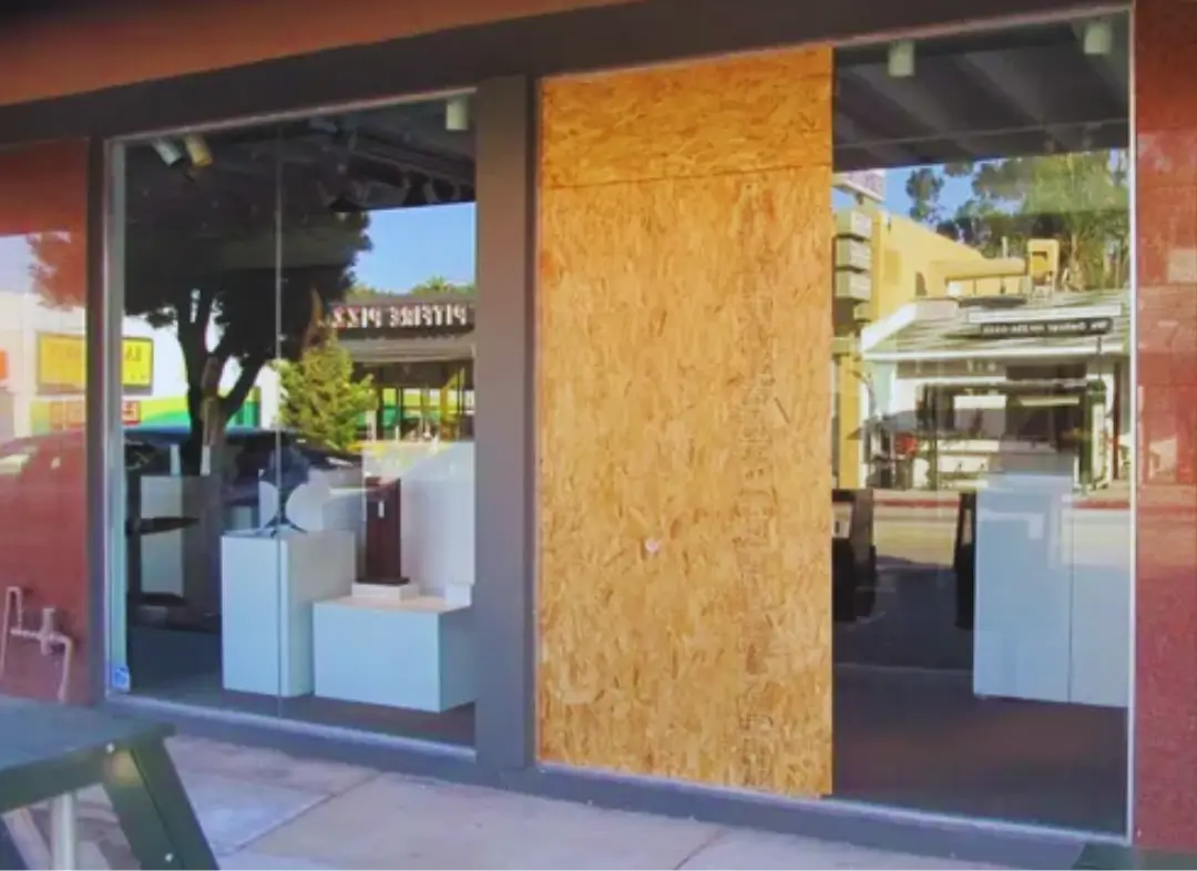 Mise en sécurité fermeture provisoire Roquefort-les-Pins