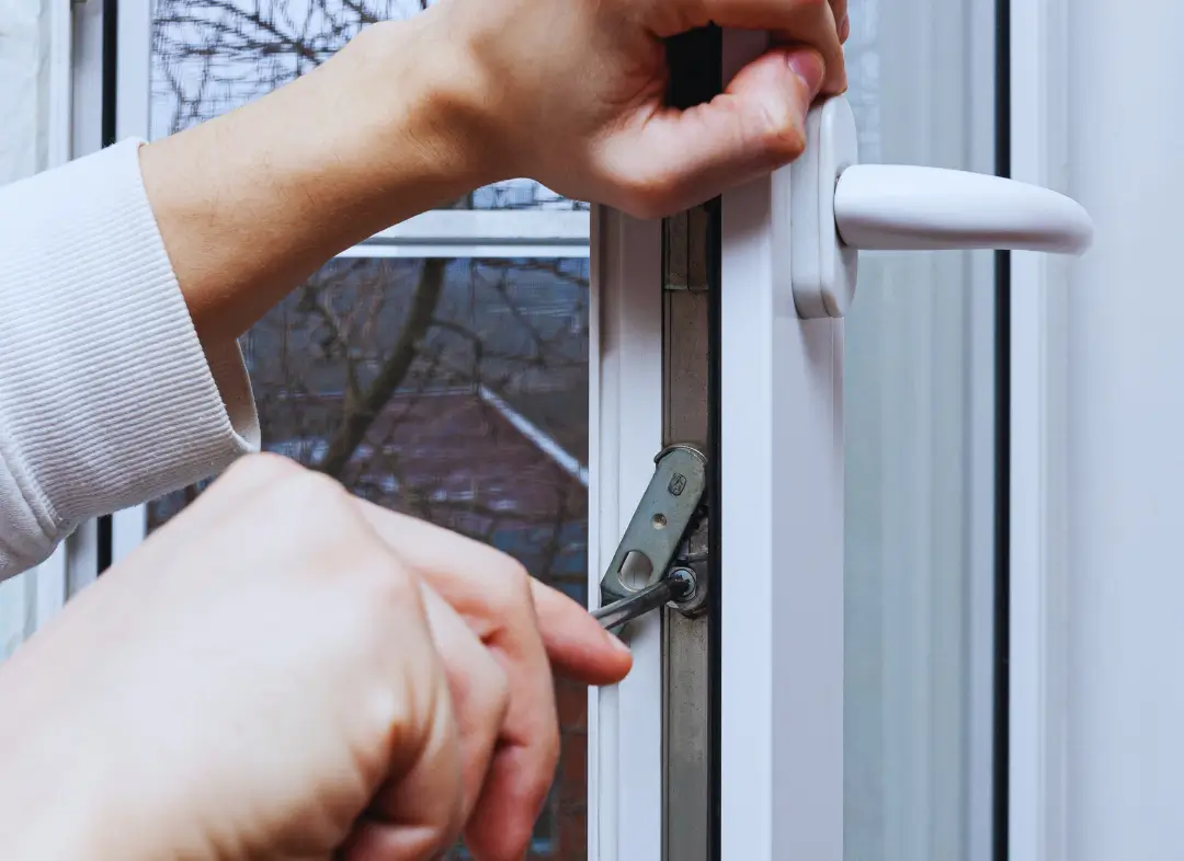 Réparation serrure de fenêtre Roquefort-les-Pins